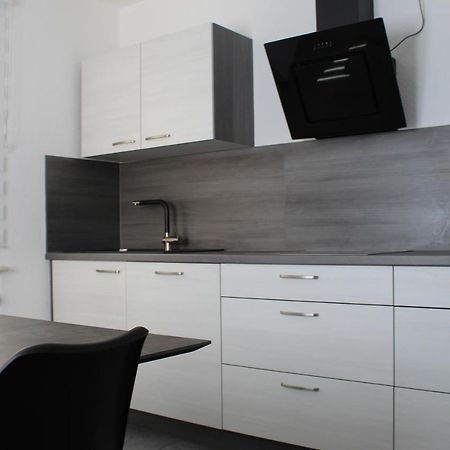 Seatime Ferienwohnung Friedrichshafen Esterno foto